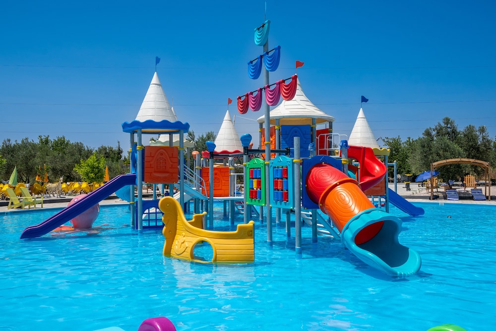 SİMLARDA AQUAPARK OTEL