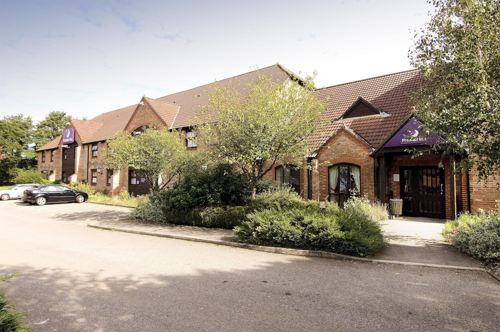 Premier Inn Bridgend - M4 J35, photo 19