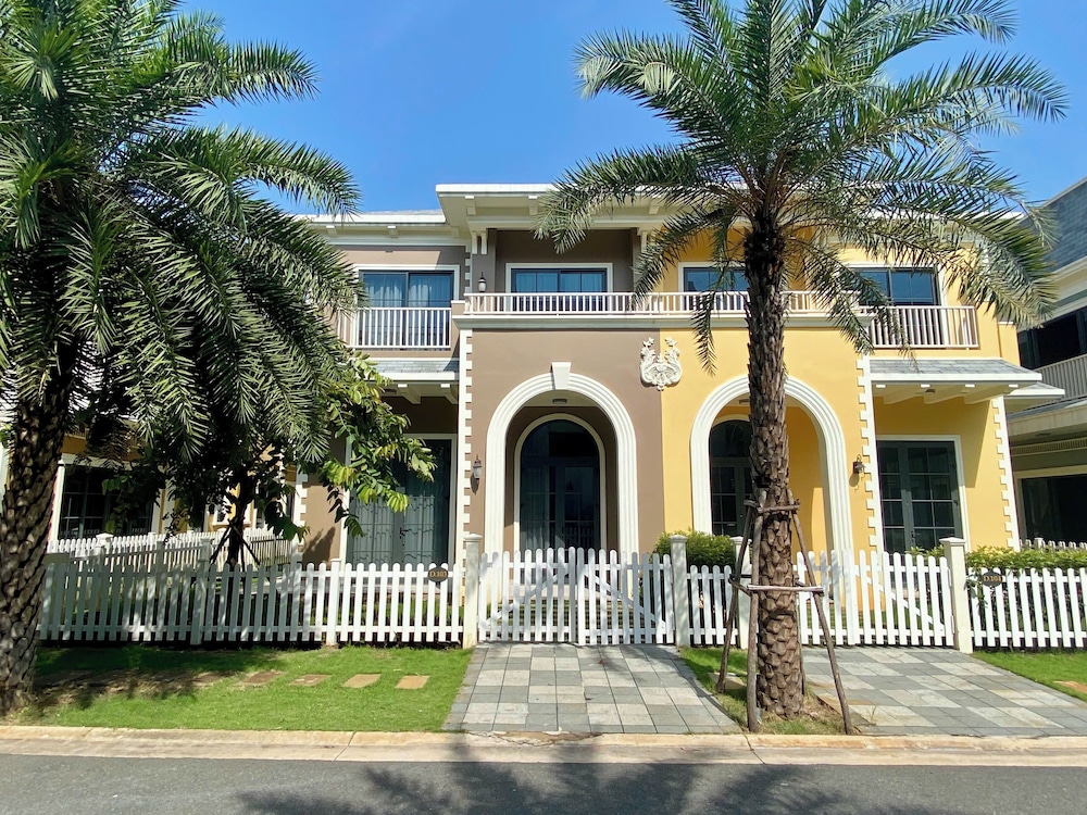 Wonderland Royal Mansion Ho Tram