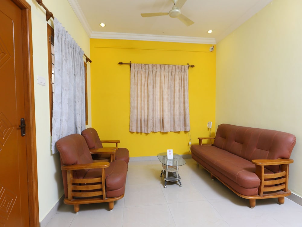 OYO 14091 Surabhi House Stays and Resorts