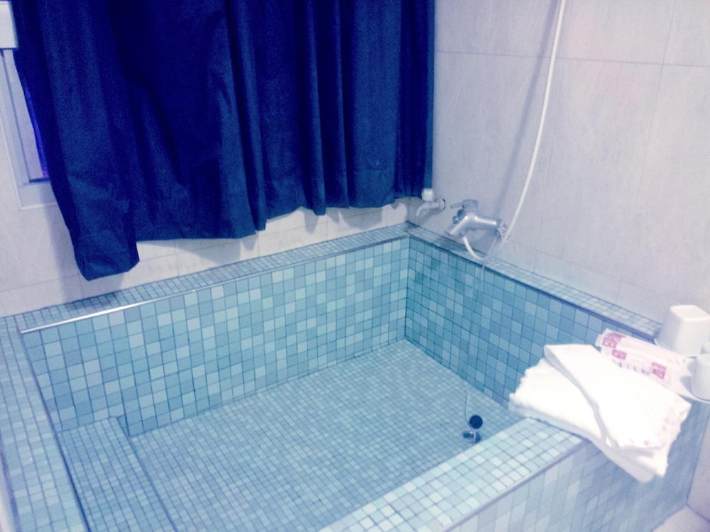 Photo 33