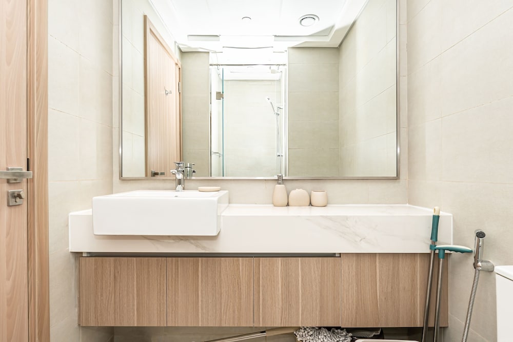 Luxury StayCation - Azizi Riviera 17