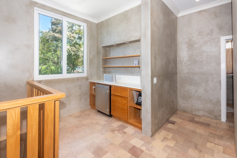 Todo Es Posible 4 Bedroom Home