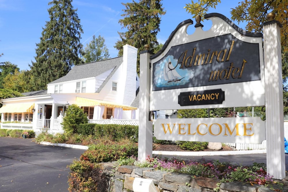 Hotel Admiral Motel - Image 1