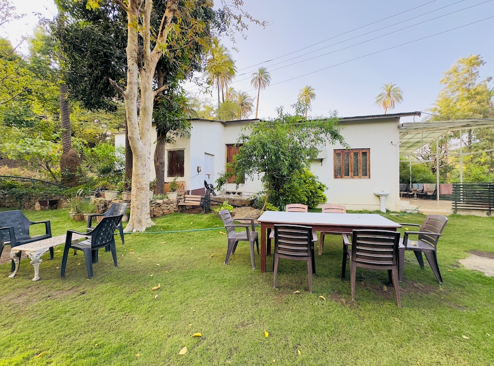 Dharmatma Farmhouse and villa