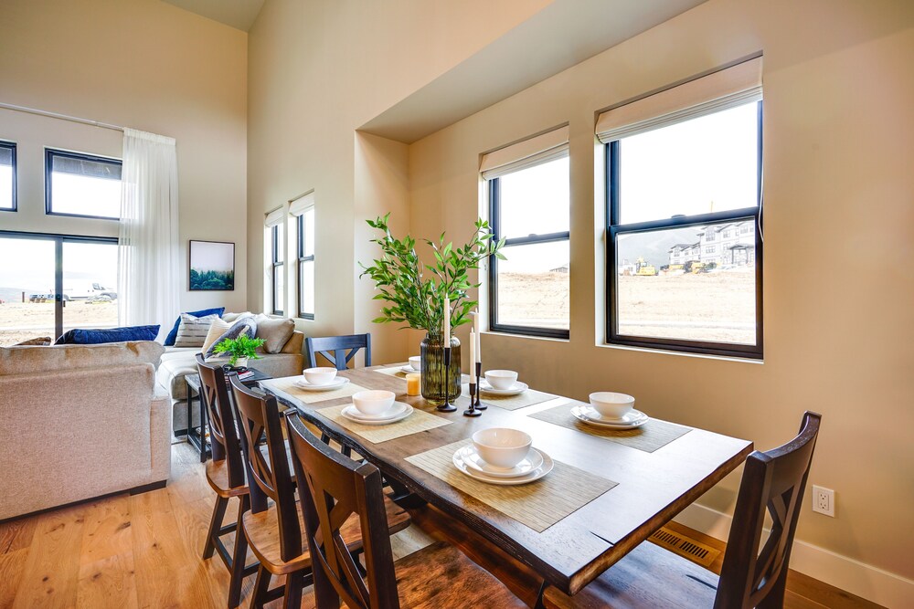 2 Mi to Deer Valley Resort: Townhome w/ Hot Tub view 5