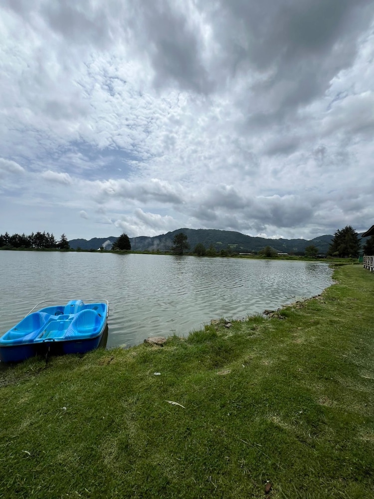 CABAÑAS EL LAGO