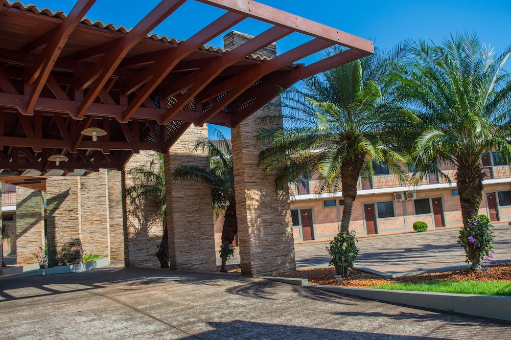 Hotel Vancouver Hotel - Image 1