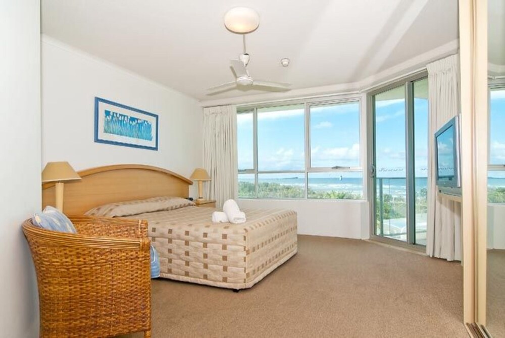 Chateau Royale Beach Resort Maroochydore