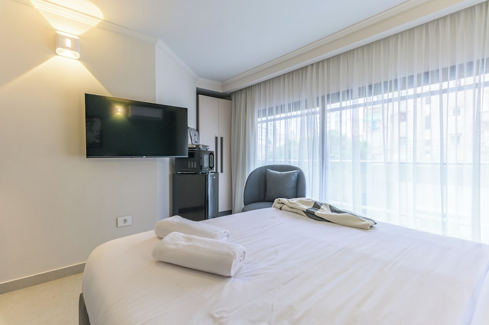 CityZen - Boutique Studios in Achrafieh