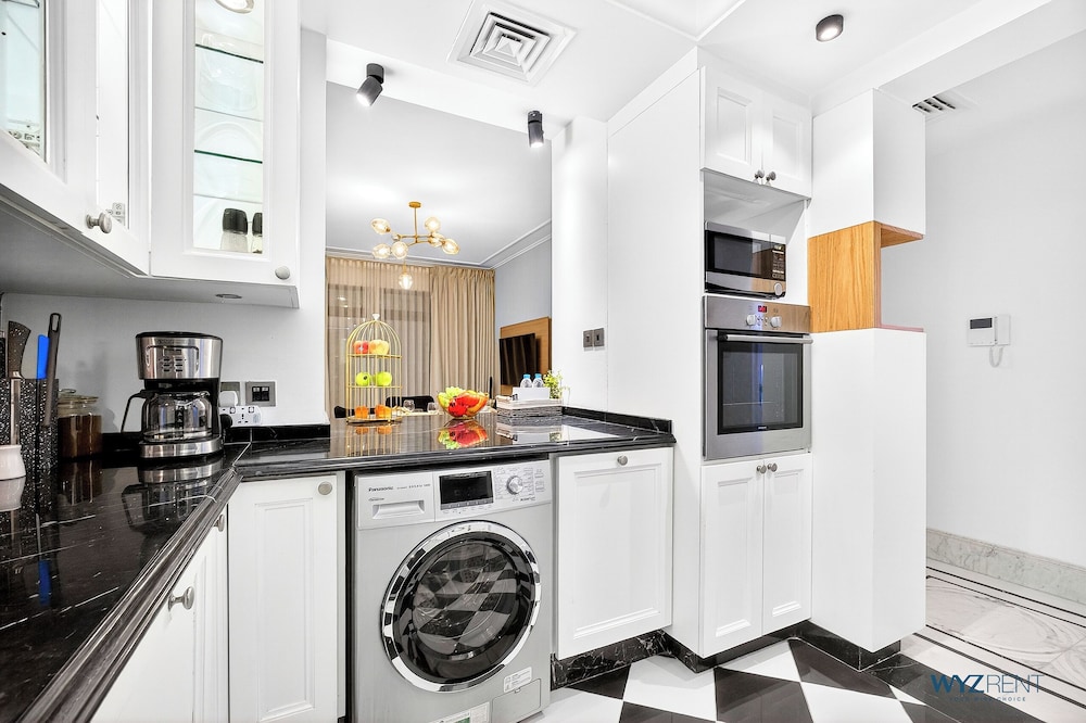 Arabian Elegance 1BR Zanzabeel 1 w Views