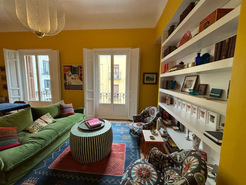 Artsy Gem Colorful 1BR Home in Ant n Mart n