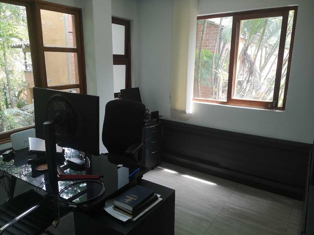 CASA SUYTE LEGUIZAMON - Property Image 9