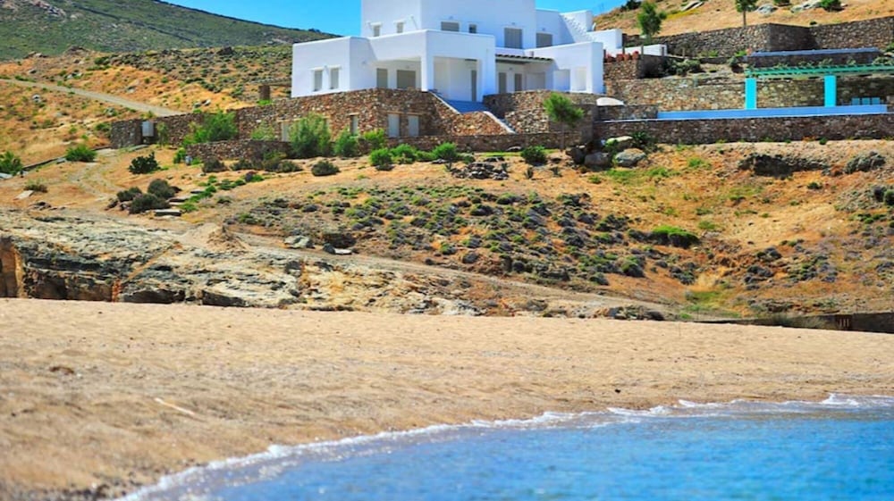 Villa Simone in Mykonos view 3