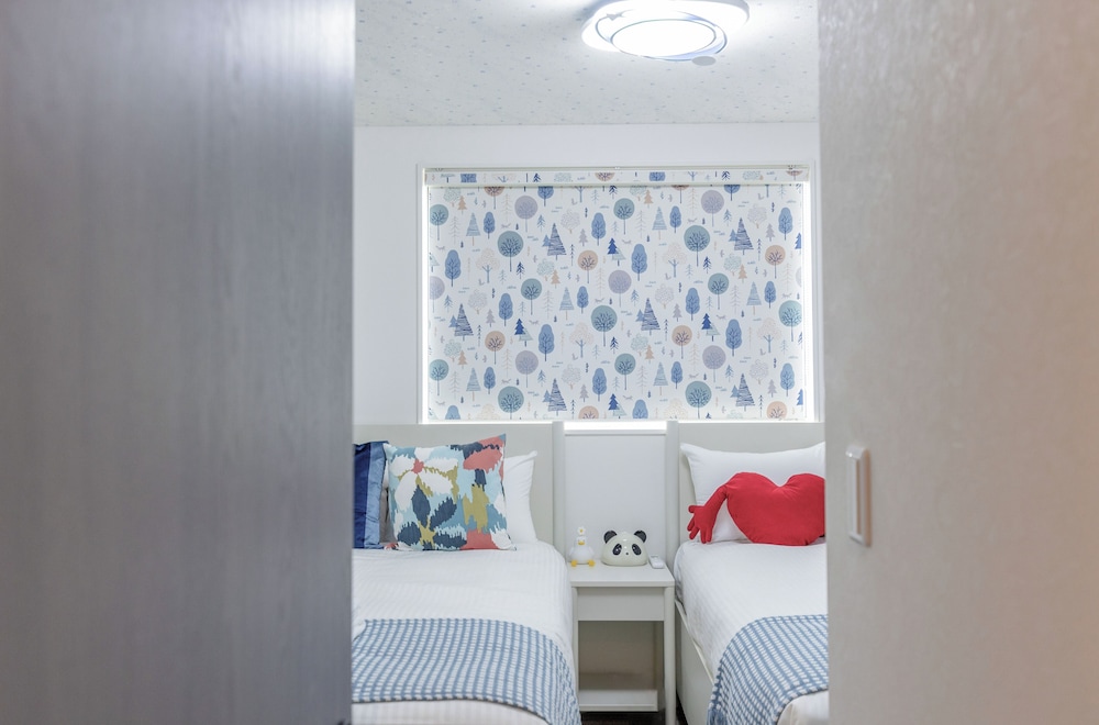 Nishikujo Maison Le Bleu Chigusa