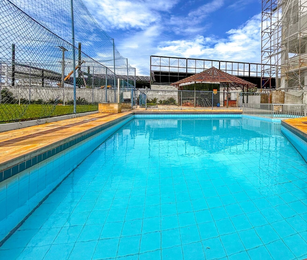 Incr vel Apto a 800m da Praia do Forte - Cabo Frio