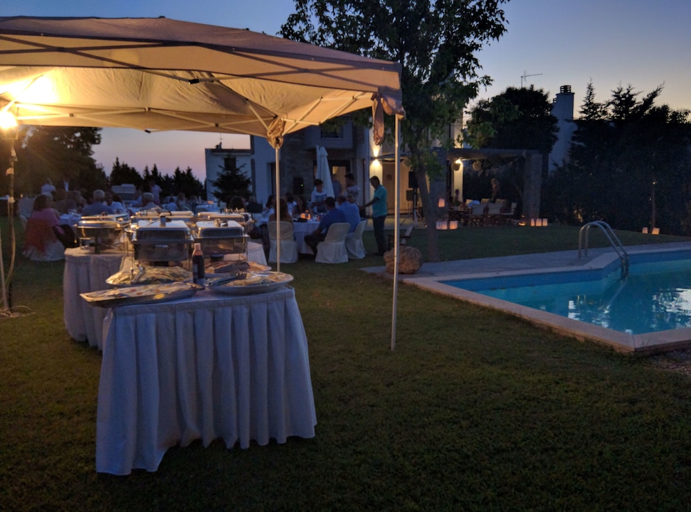 Sunny Sani Luxury Villas
