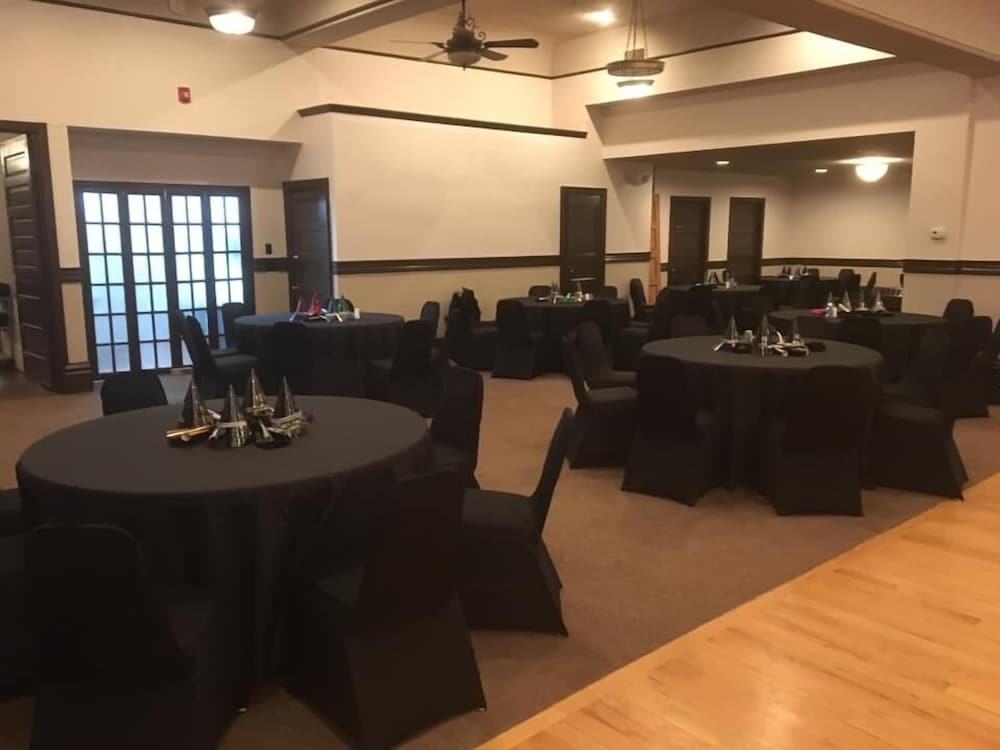 meeting & event spaces