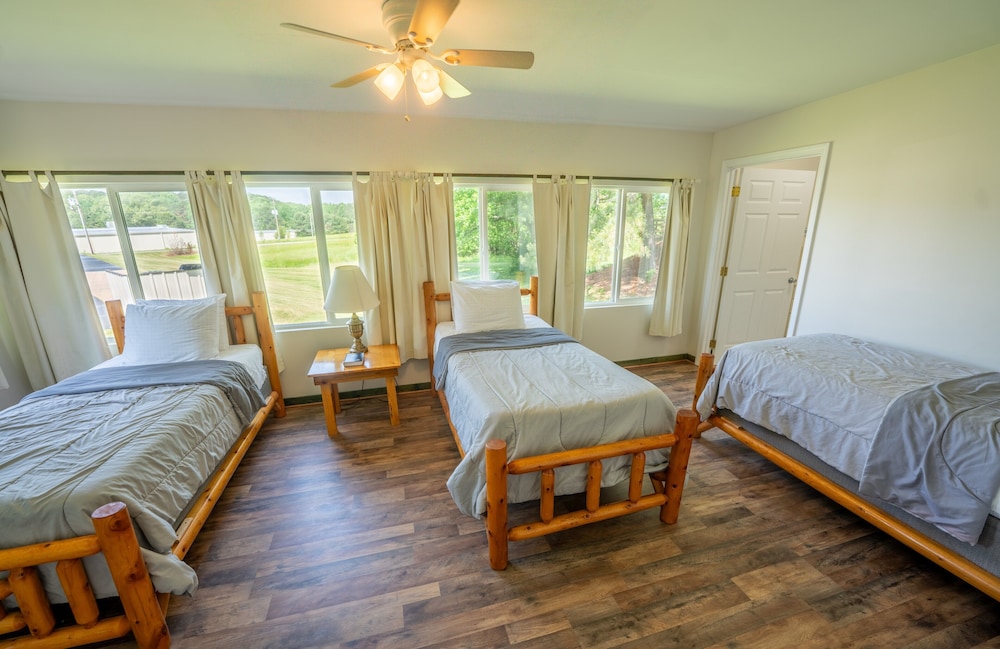 Fishtale Lodge