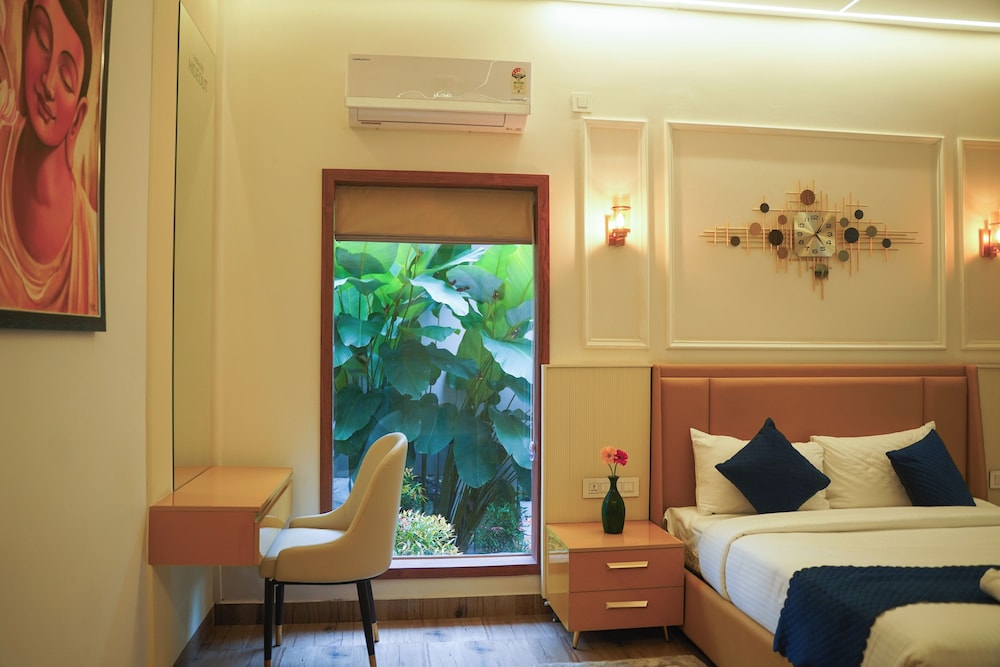 Hunters Hideout Resort