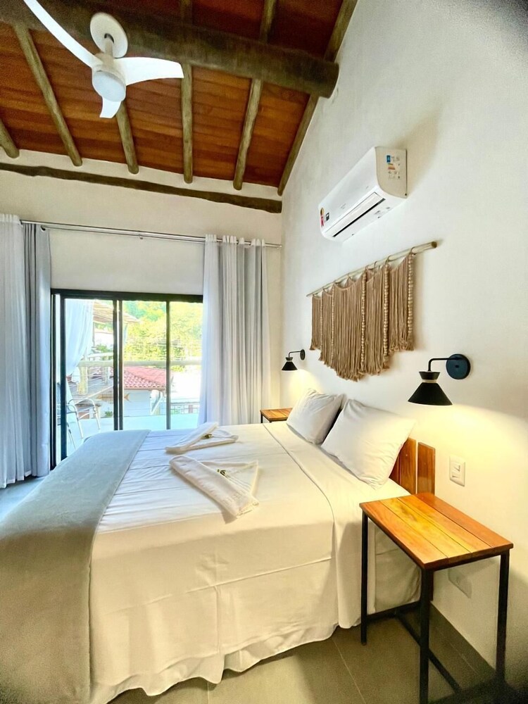 Santomar Guest House