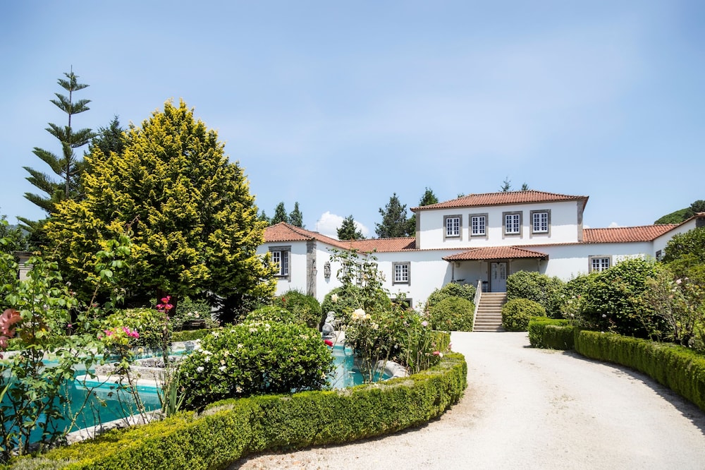 Hotel Casa do Ameal - Image 1