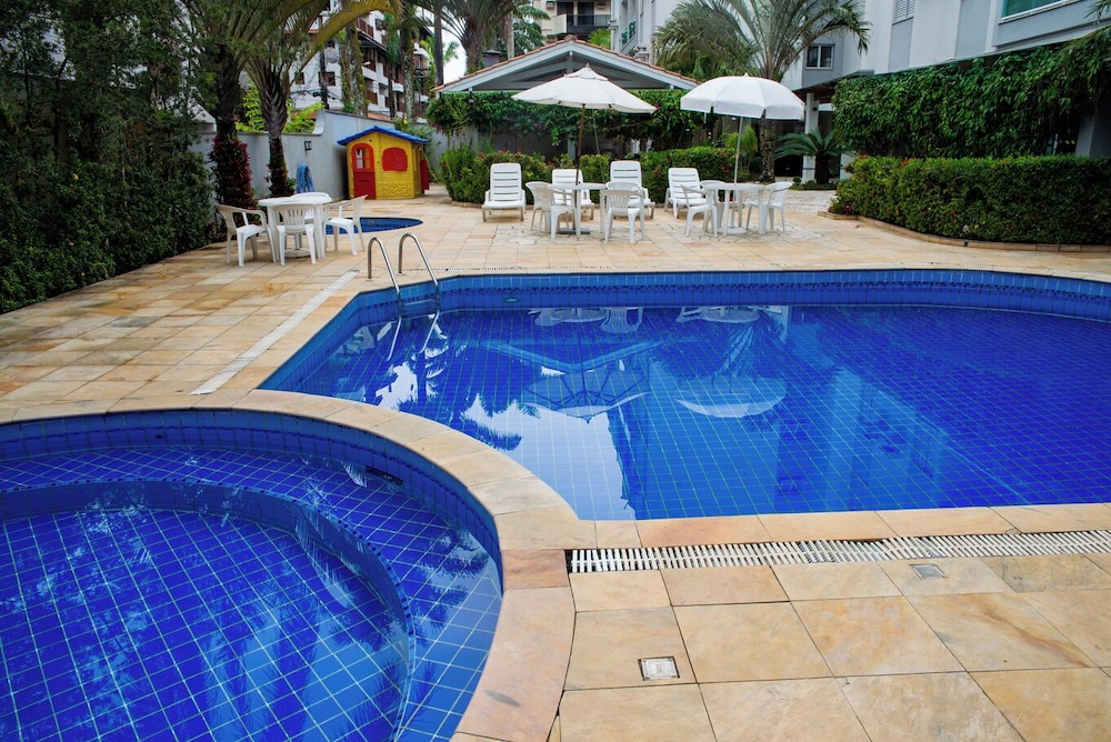 Cobertura com Churrasq e Piscina a 250m da Praia