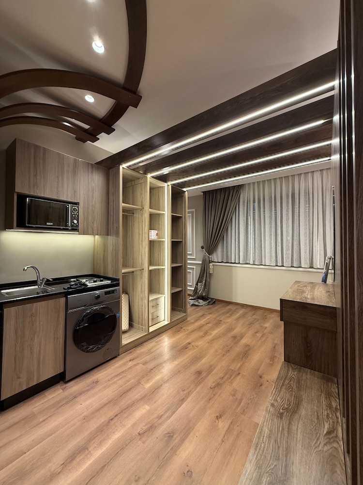 Charming Amman Apartment With Electric Heating & Wifi