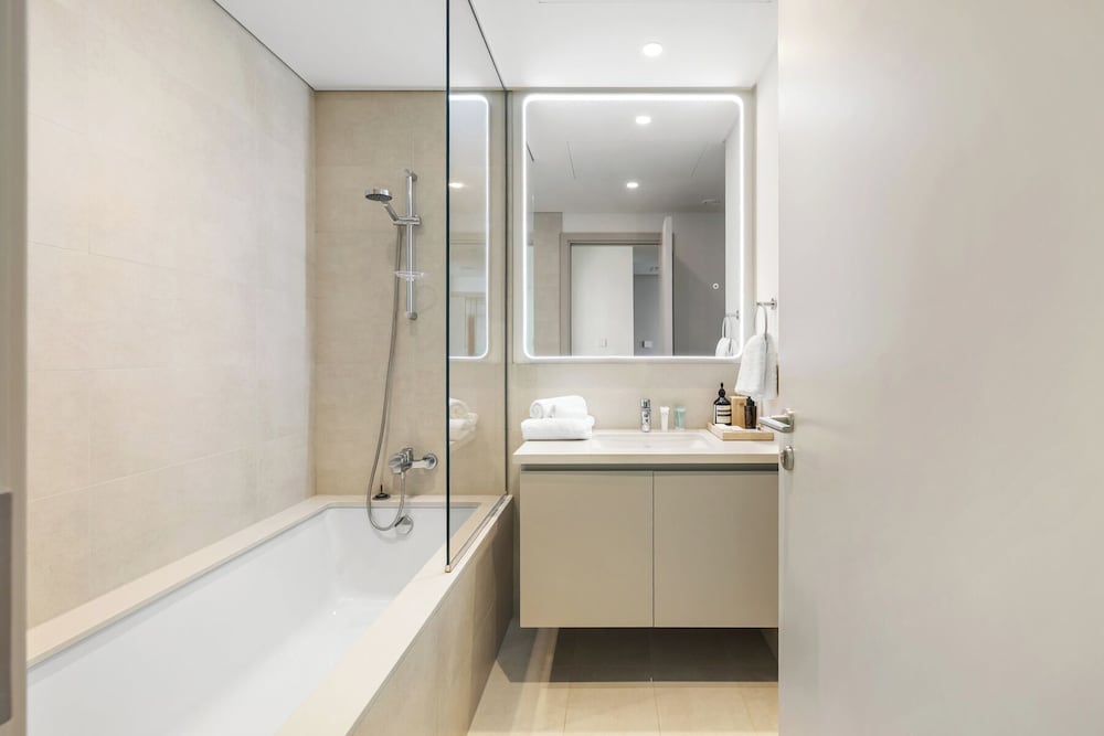 Serene 1BR Escape with Burj Khalifa View