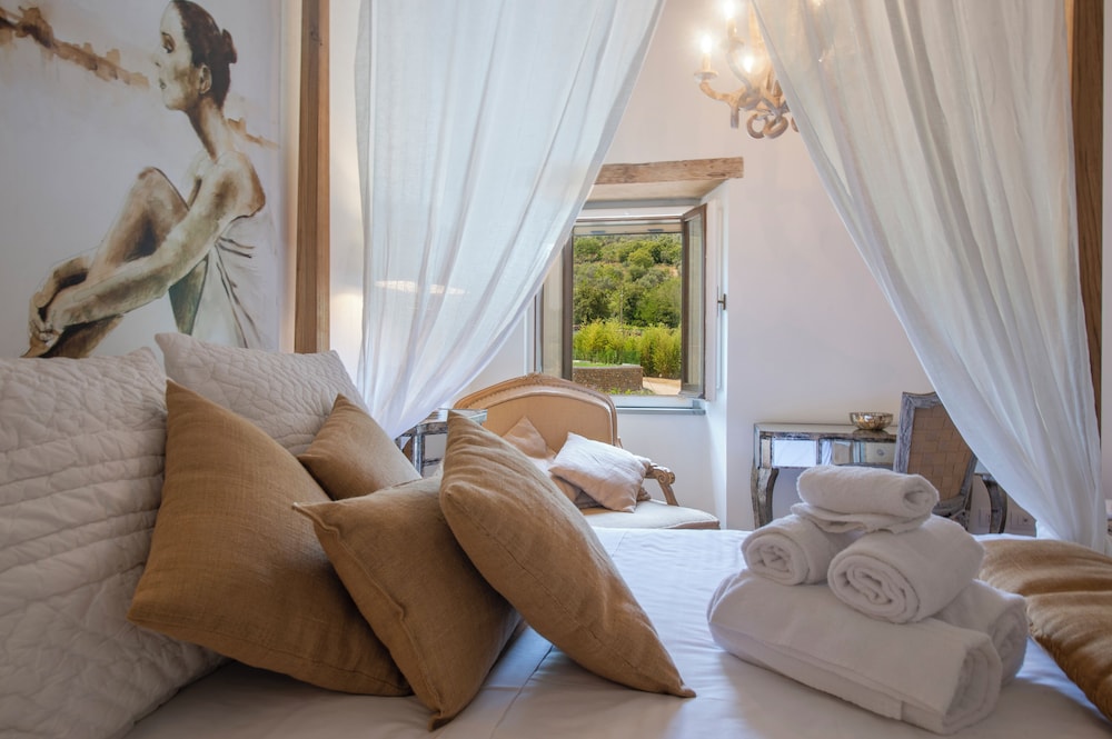 Villa Chianti With Panoramic Pool On The Vineyard