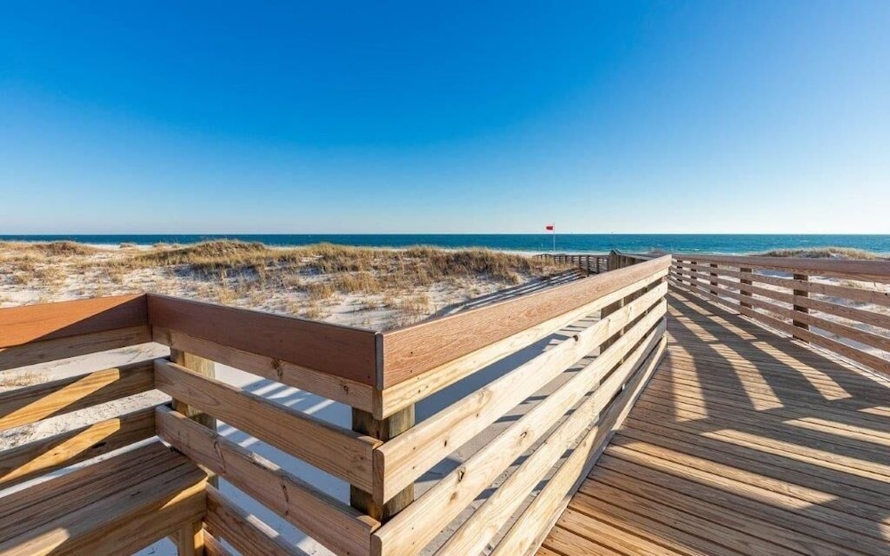 Royal Gulf Beach & Racquet Club 5210 2 Bedroom Condo