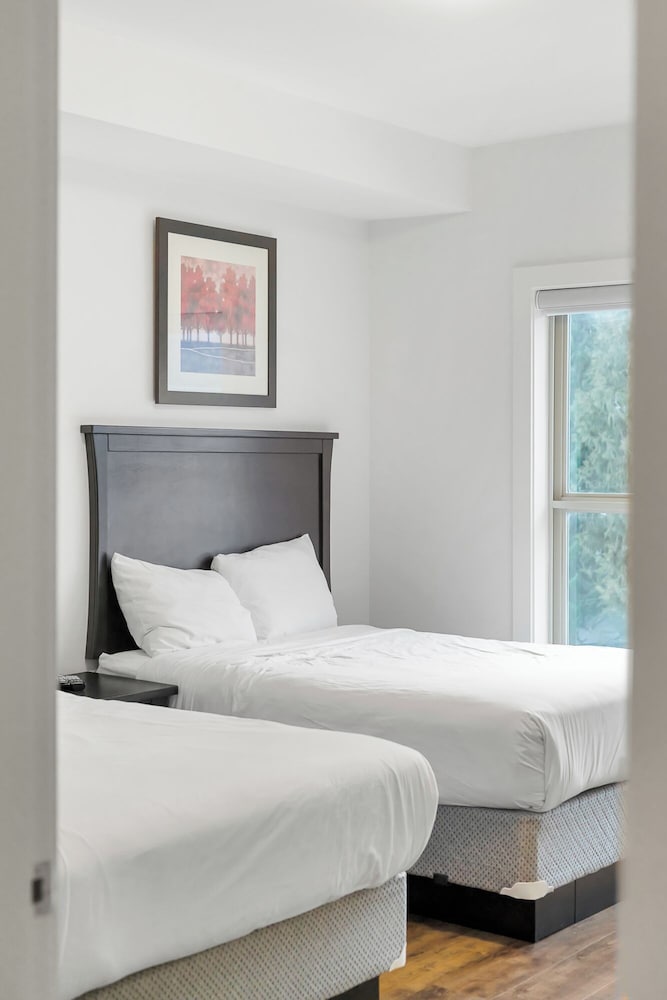 Elevated Escapes 2BR Suite Overlooking Lake - Image 2