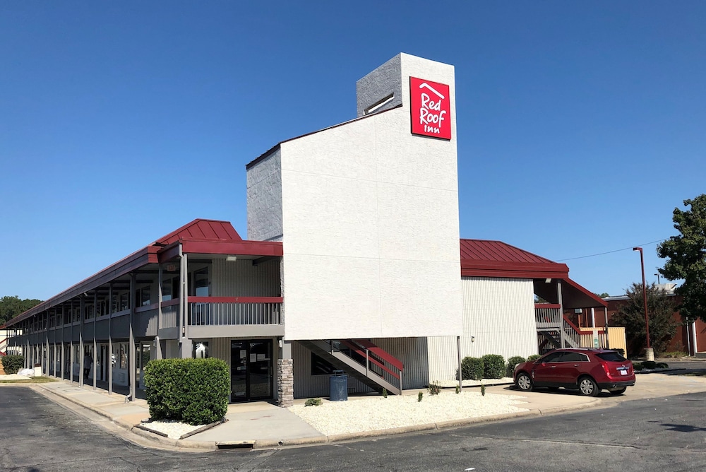 Red Roof Inn Greenville, NC - Image 1