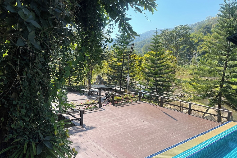 Tung Lakorn Farm