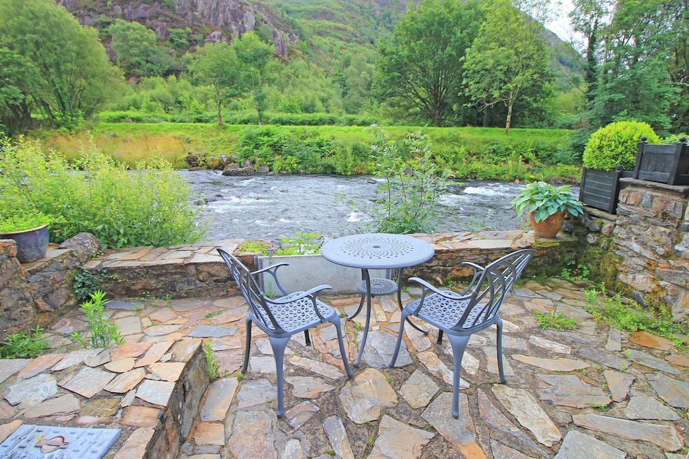 Riverside Cottage