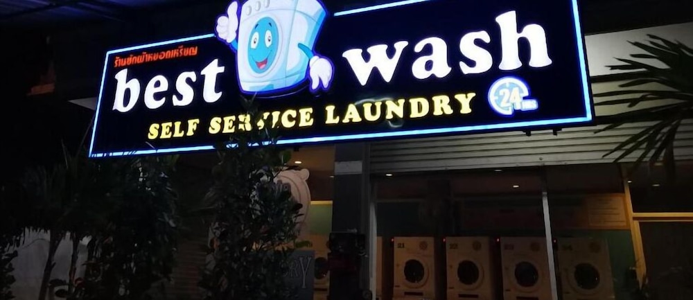 Chiangmai Gate Capsule Hostel