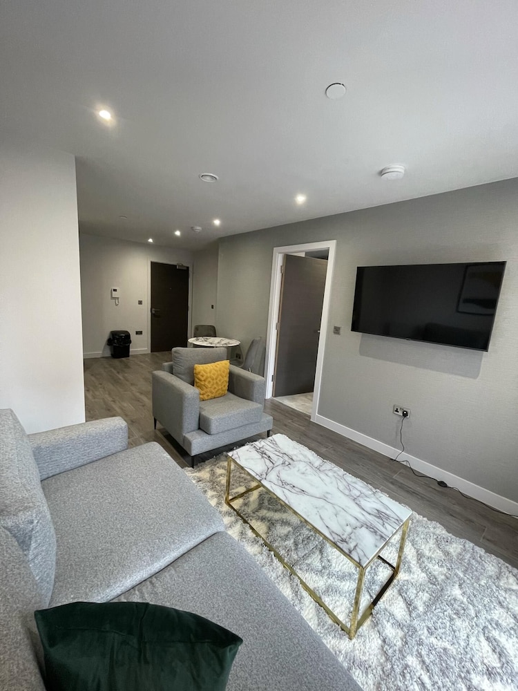 5 Star Brand New Liverpool City Centre Apartment