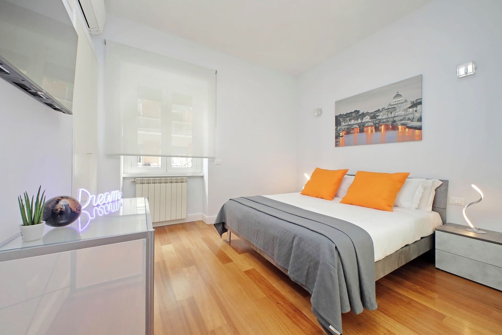 Stylish 3 bedrooms flat near Vatican