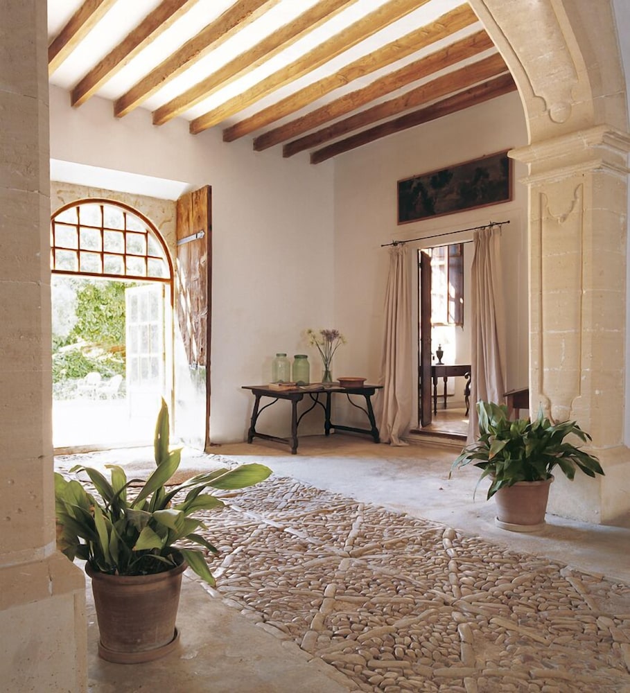 Hotel Agroturismo Possessió Binicomprat