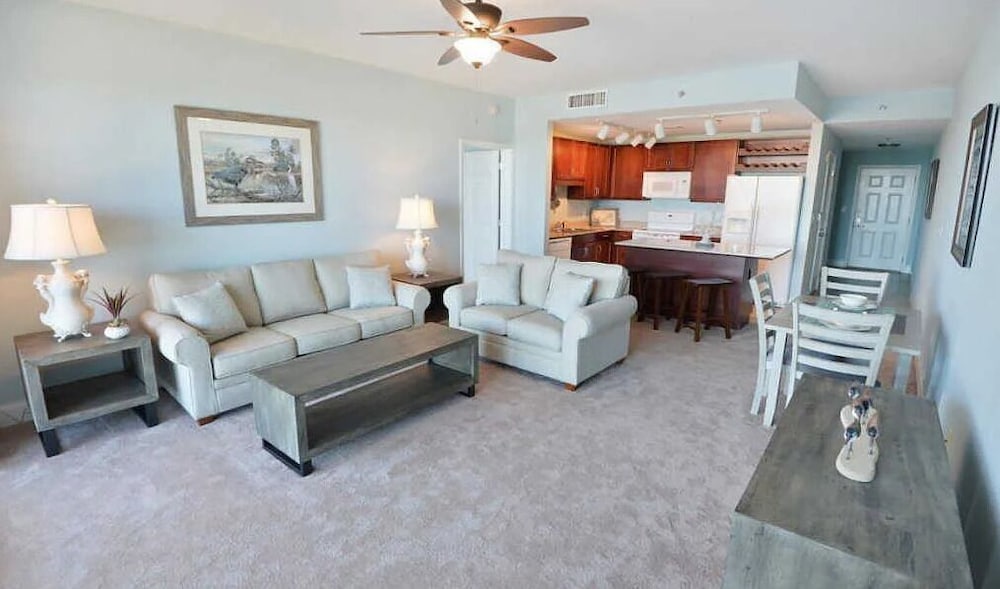 Laketown Wharf 331