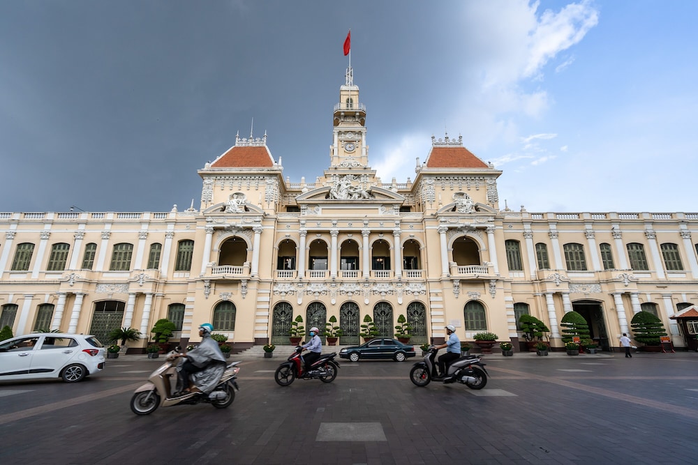 Saigon Skyline Suite in Central District 1