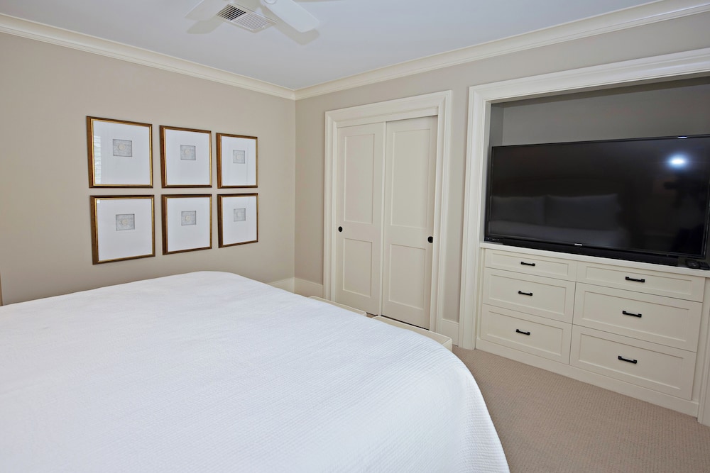 800 Clipper Court at The Sea Pines Resort