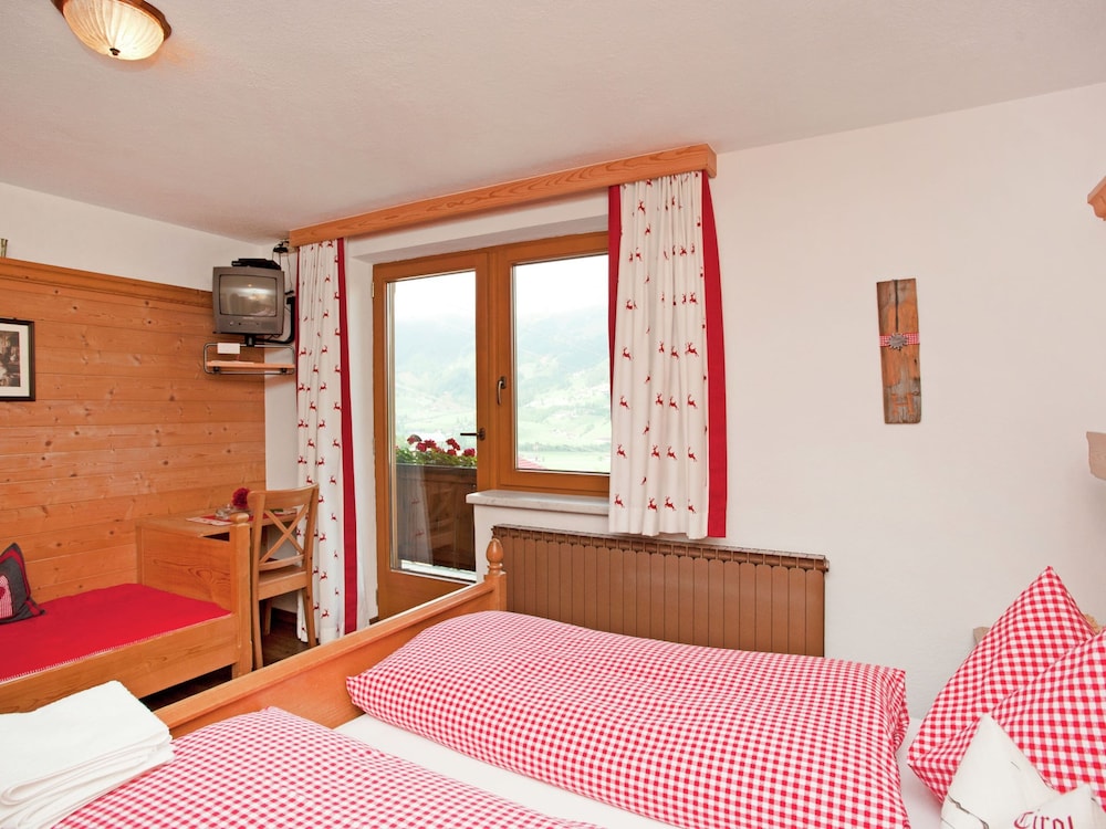 Apartment Near Zillertal ski Area view 5