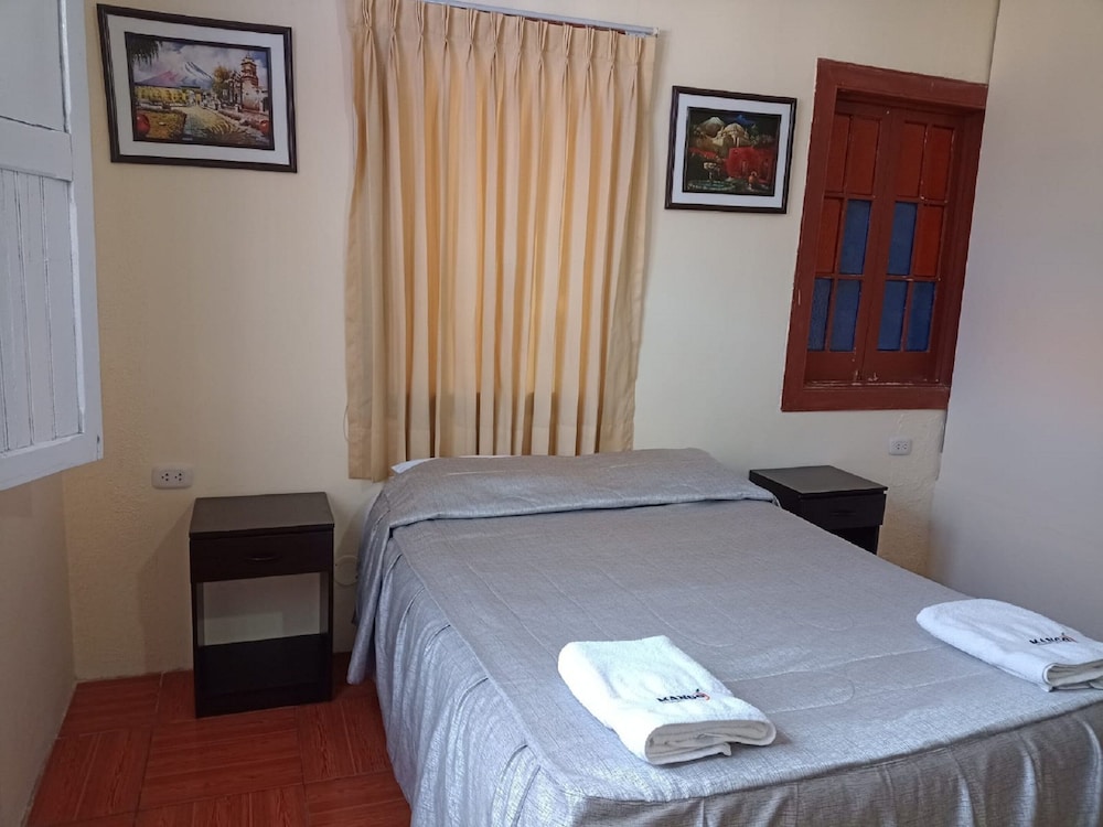 Mango Hostel Bed & Breakfast