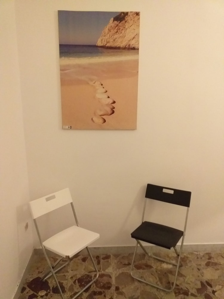 Hostel alexander