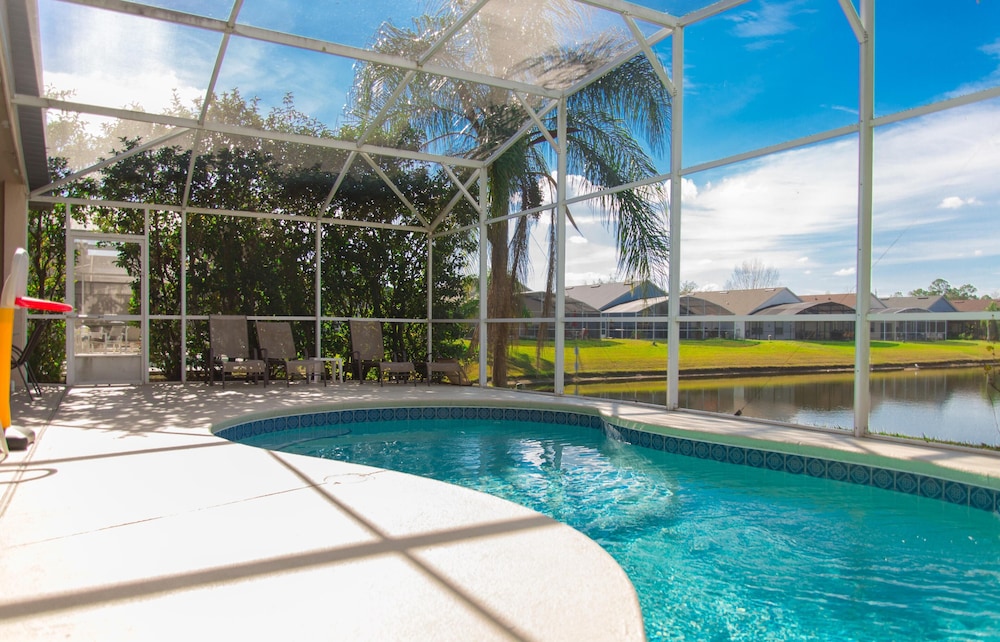 Paradise Island by Orlando Short Term - Image 5