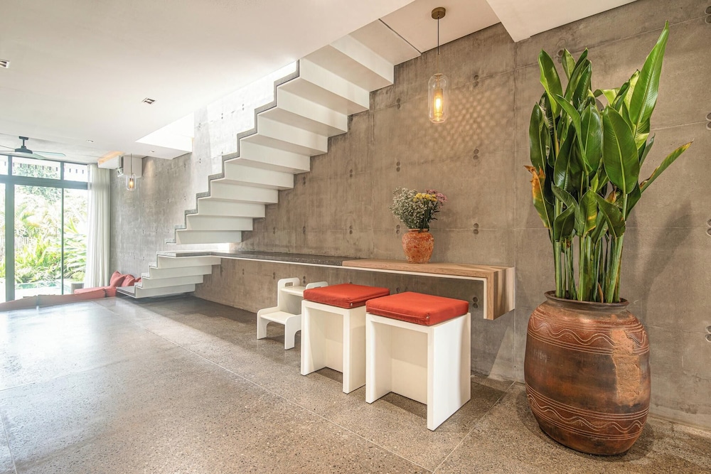 Modern 2BR Villa Enclosed Living Heart of Canggu