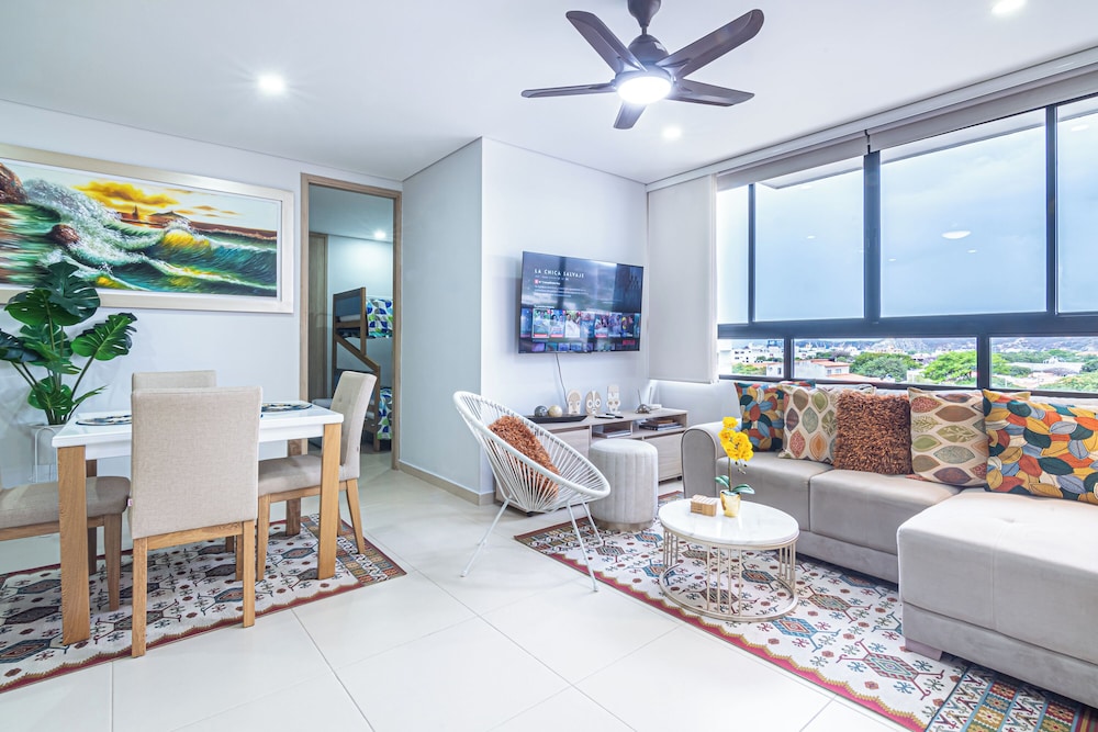 Comfortable and Modern Apartment With a Pool