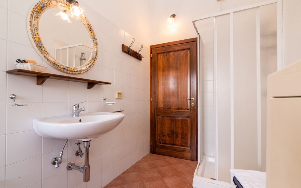 Farmhouse With Exclusive View Between Umbria and Tuscany La Godiola-albizia