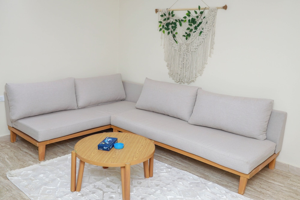 Settle Inn Al Rehab City A